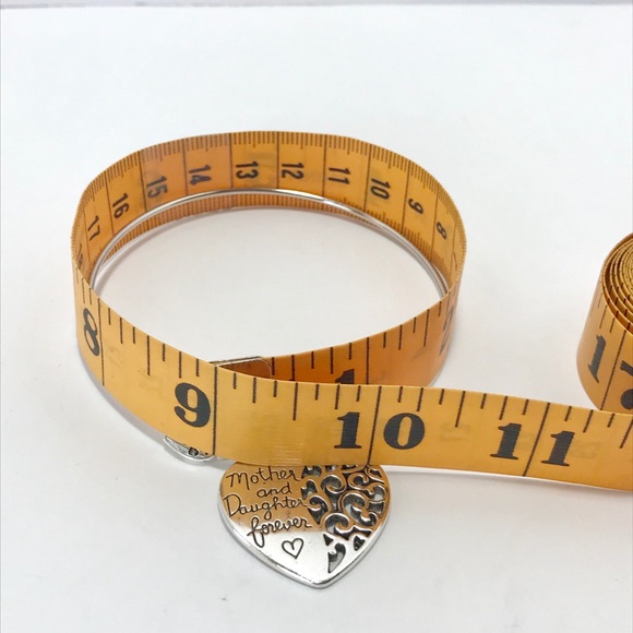 Mother Daughter Carved Heart Adjustable Bracelet - Picture 7 of 8